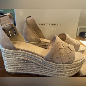 Marc Fisher size 11 Suede Espadrilles 😍 BNIB